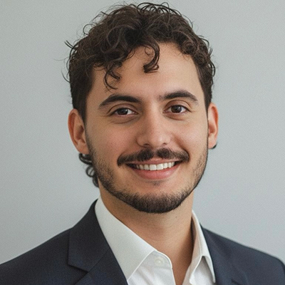Photo of Ben Thomas